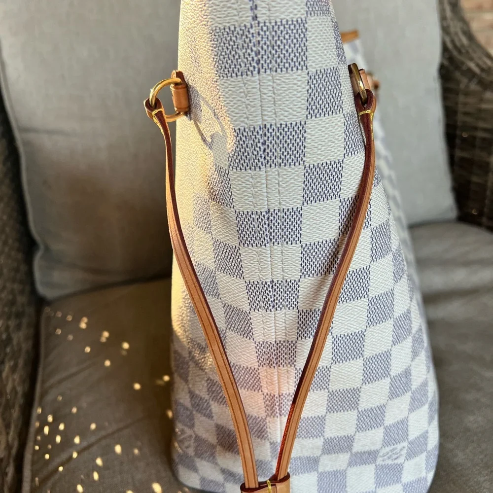 Louis Vuitton Damier Azur Tote with Vachetta Trim - Picture 6 of 16